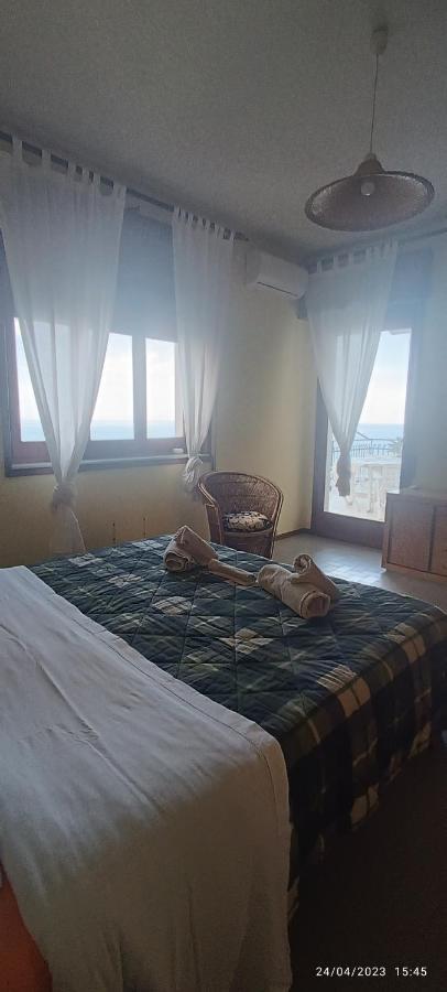 Villa La Timpa à Acireale Extérieur photo