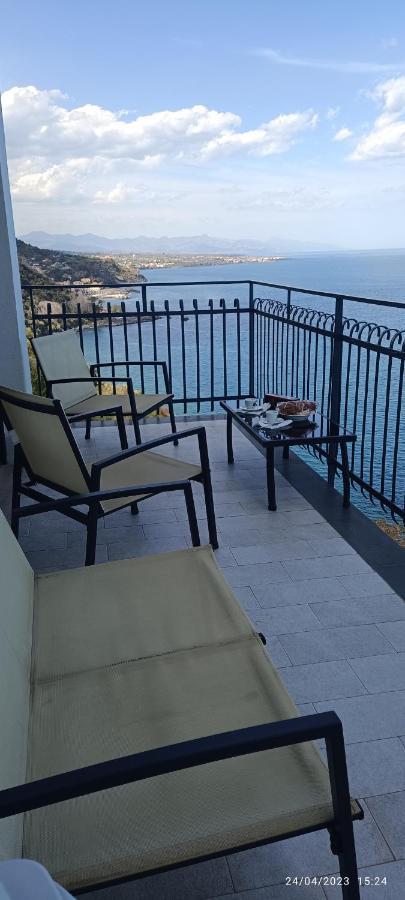 Villa La Timpa à Acireale Extérieur photo