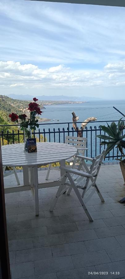 Villa La Timpa à Acireale Extérieur photo